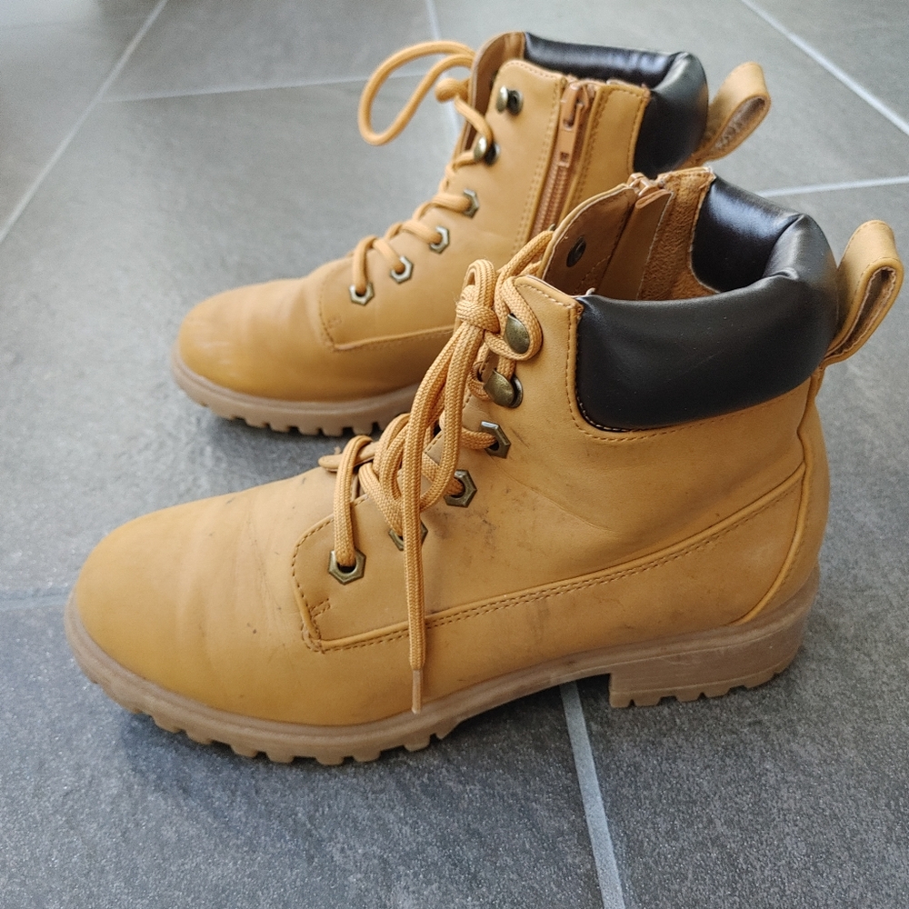 🤎Hiking boots🤎